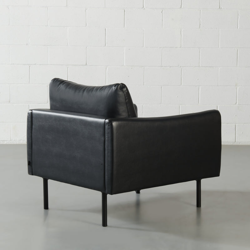 MAPLETON - Black Vegan Leather Chair