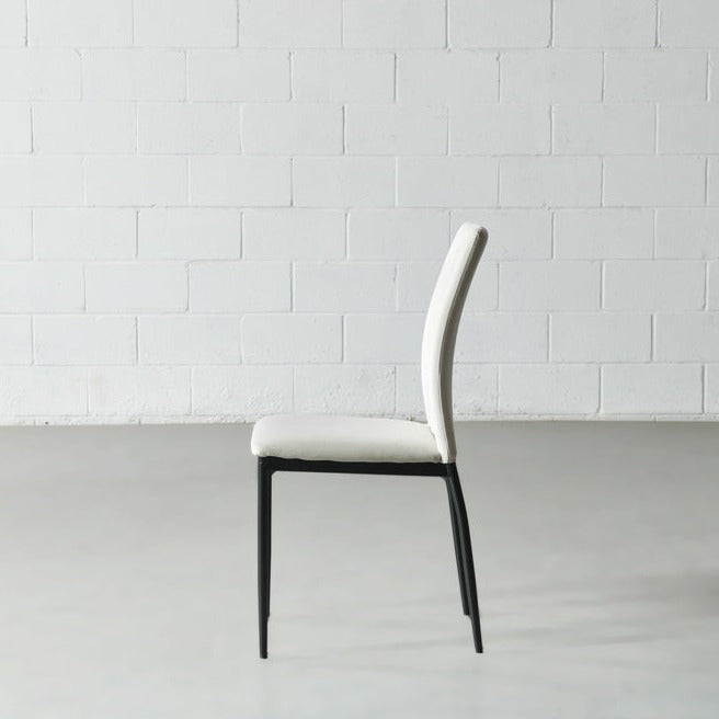 DEMINA - Beige Velvet Dining Chair