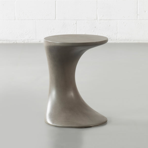 ELEPHAS - Concrete Side Table